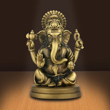 Sarp Ganesh (Car Dashboard Open)